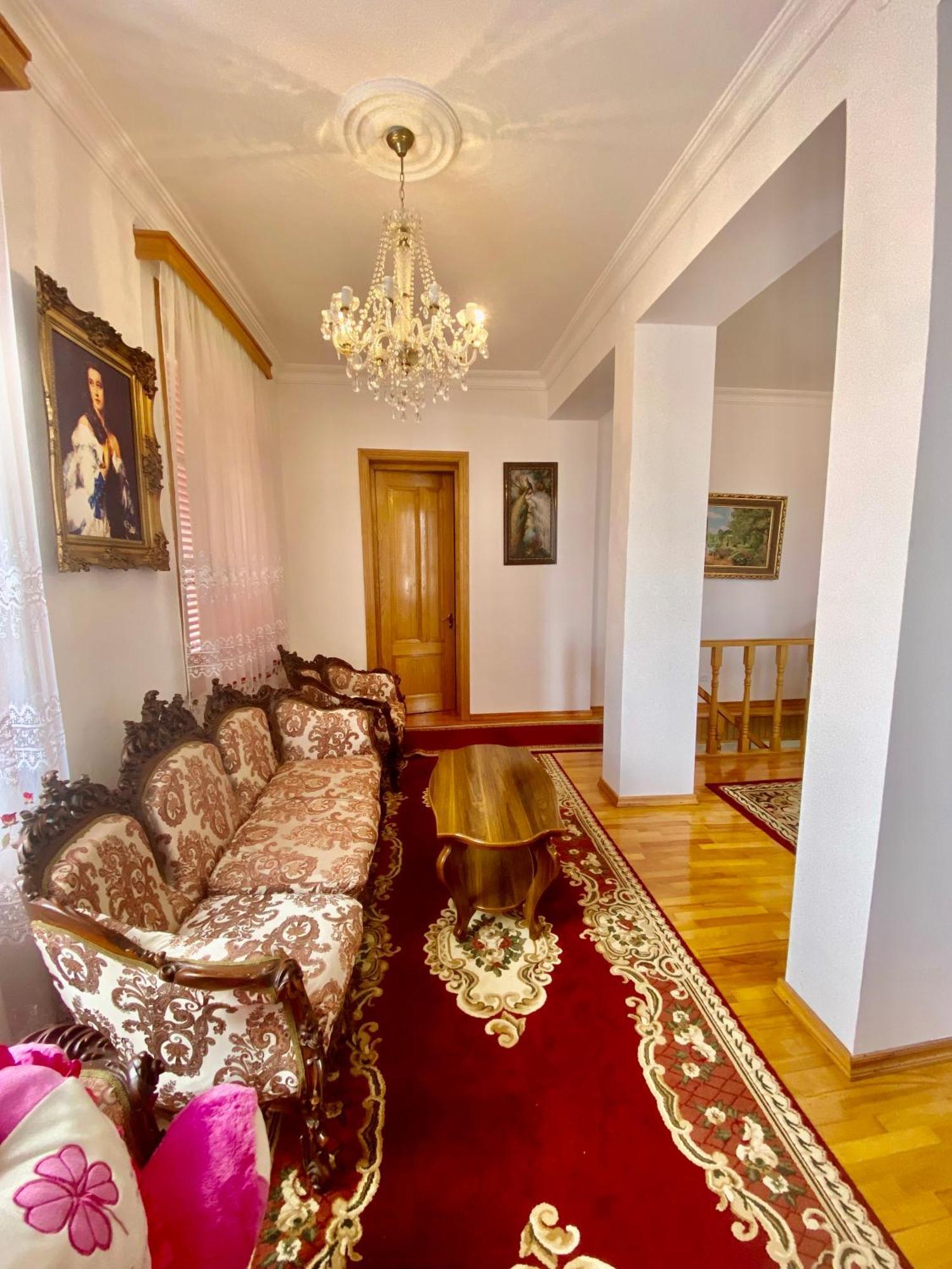Guesthause Bagdati Bagian luar foto