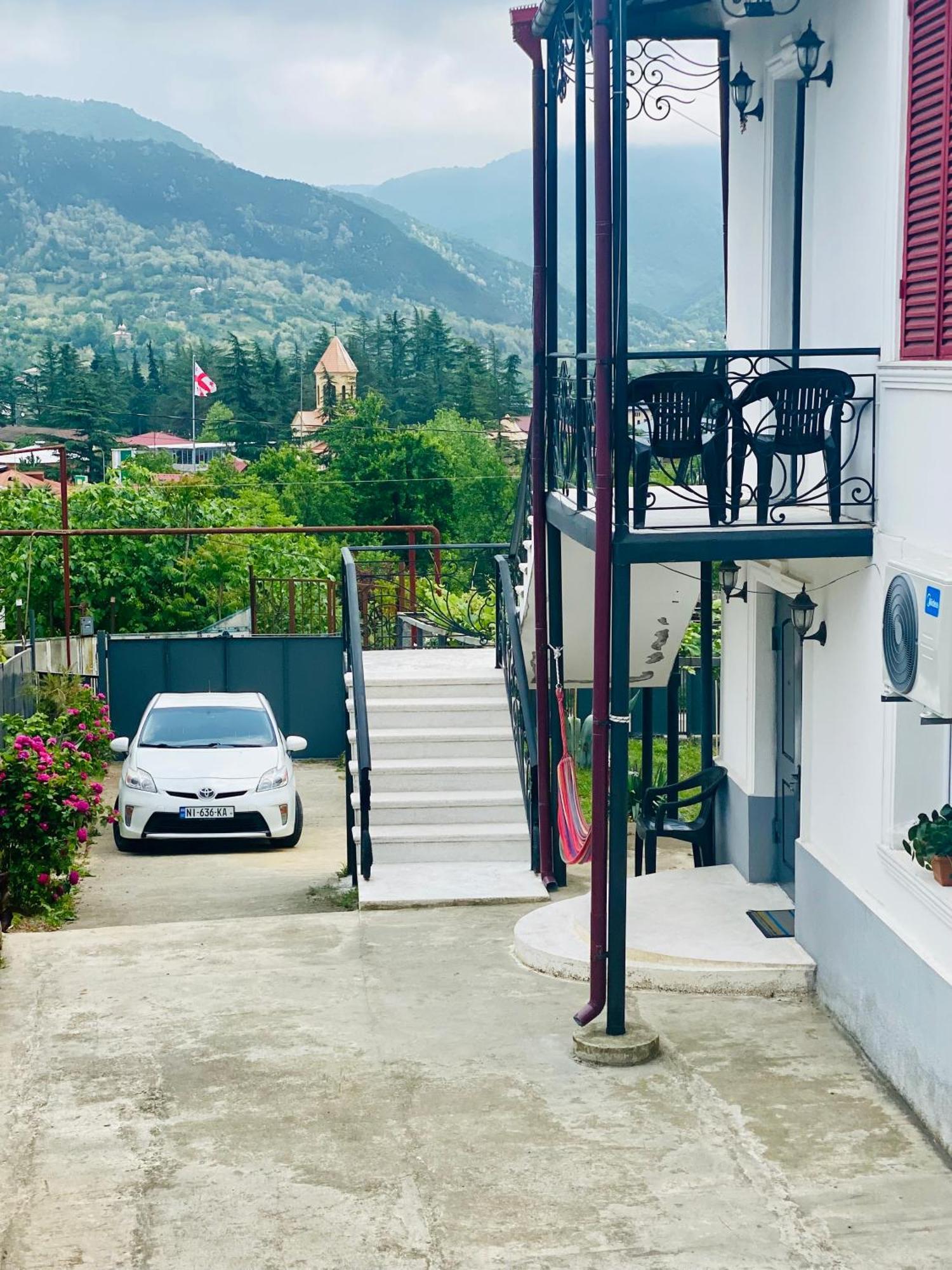 Guesthause Bagdati Bagian luar foto